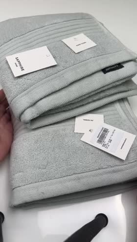 Rs 2600 Sapphire Towel Pair Rs 2600 Sapphire Towel Pair